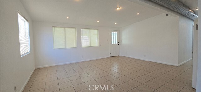 Building Photo - 21780 Snow View Dr