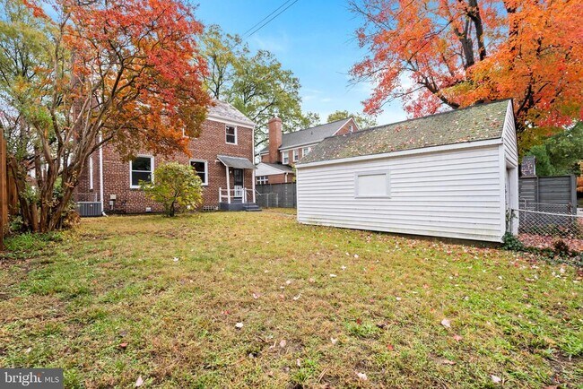 Building Photo - 4312 19th St NE