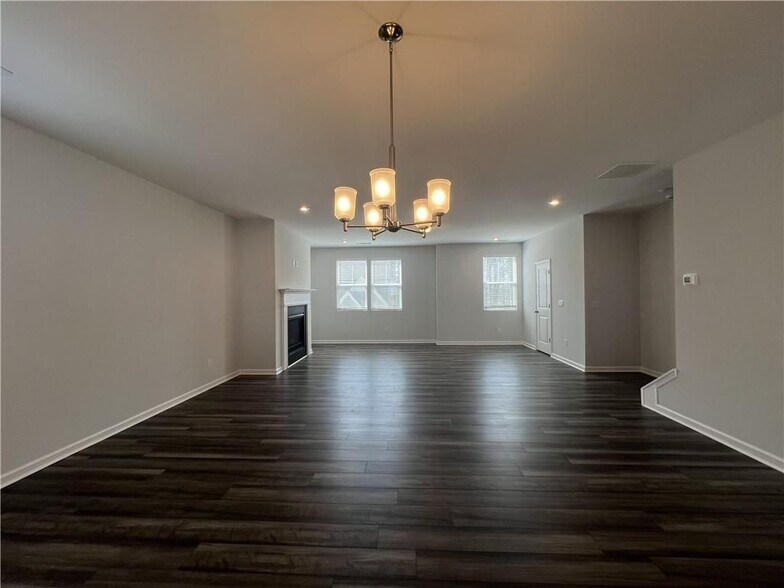 Building Photo - 2520 Whistler Wy