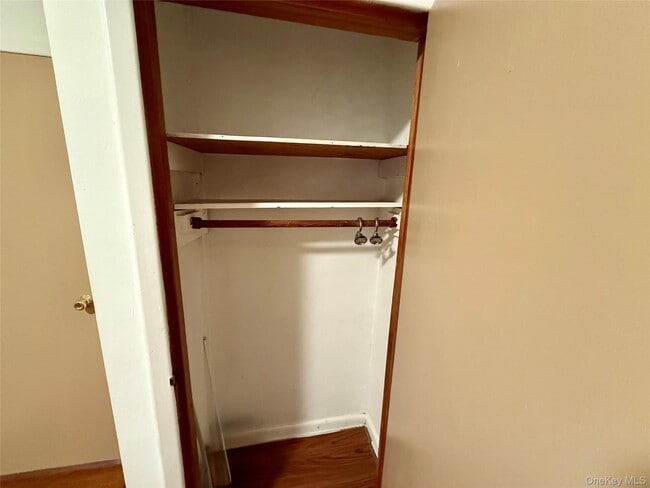 Building Photo - 29 Smith St