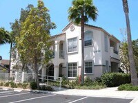 Building Photo - 2 Bed/2 Bath Condo in Martinique Complex -...