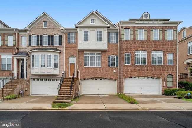 Building Photo - 24949 Bannockburn Terrace