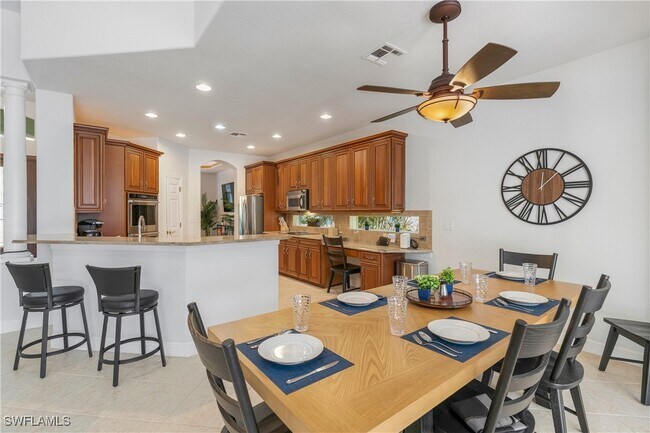 Building Photo - 4923 Cerromar Dr