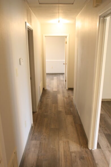 hallway - 503 Hilliard Dr