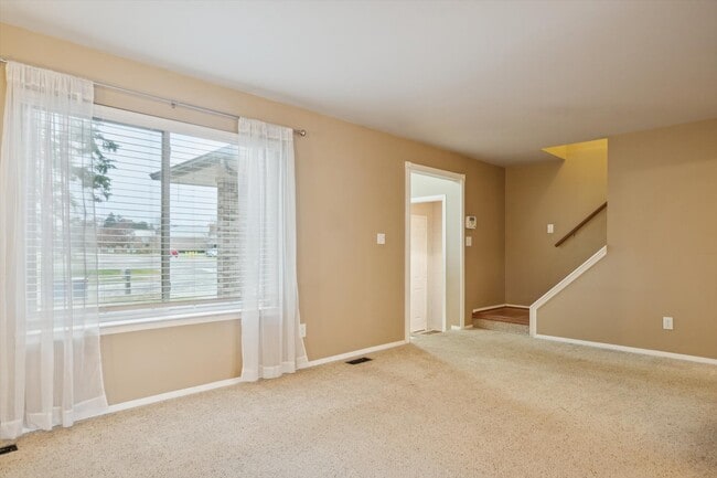 Building Photo - 4254 Halkirk Dr