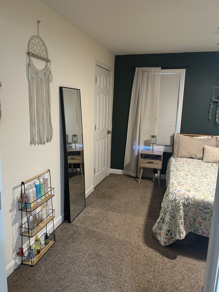 2nd floor bedroom #1 - 19D Sigourney St
