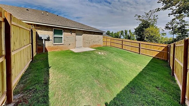 Building Photo - 1104 Ashton Ln