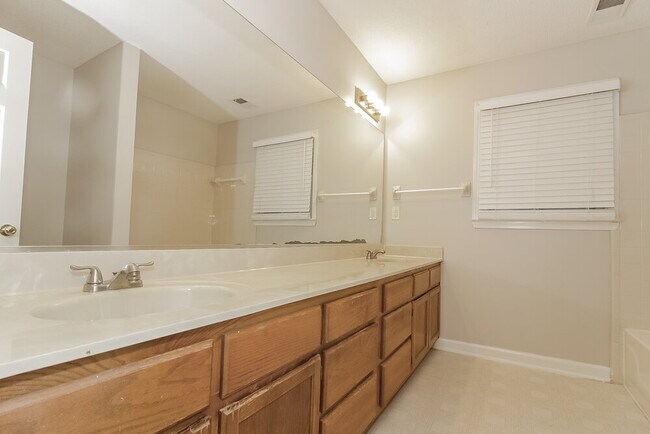 Building Photo - 8367 Stavenger Cove