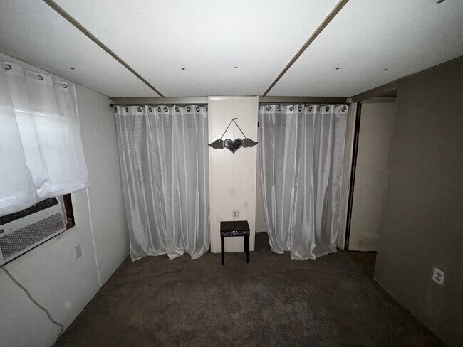Building Photo - Two Bedroom, two bath manufactured home