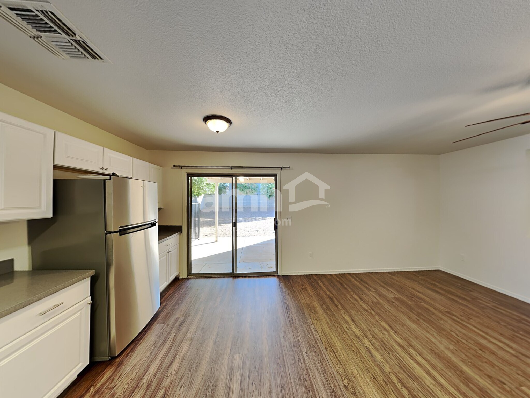 Building Photo - 1133 S 111th Cir