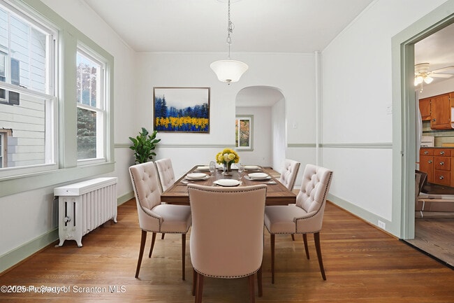 Building Photo - 123 William St