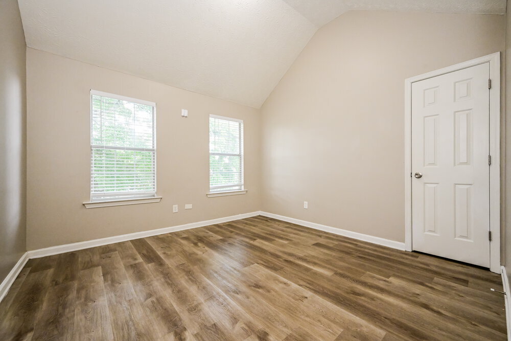 Building Photo - 409 Grove Park Dr