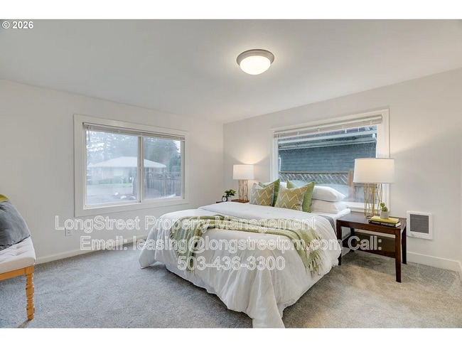 Building Photo - 3315 SE 127th Pl