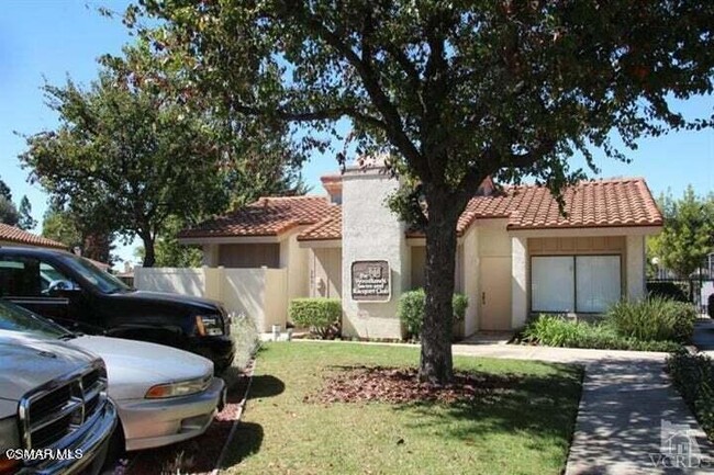 Building Photo - 2179 Birchdale Dr