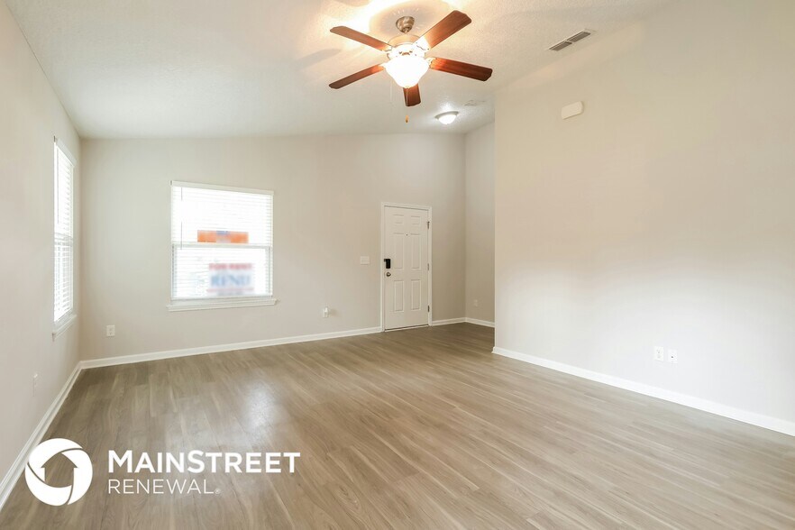 Building Photo - 416 Palm St