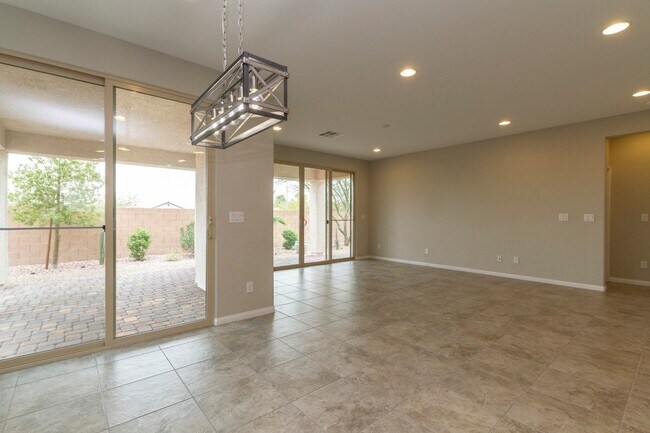 Building Photo - 4209 W Gallinule Dr