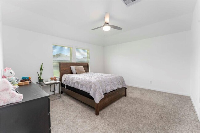 Building Photo - 31710 Carlisle Cv Ct