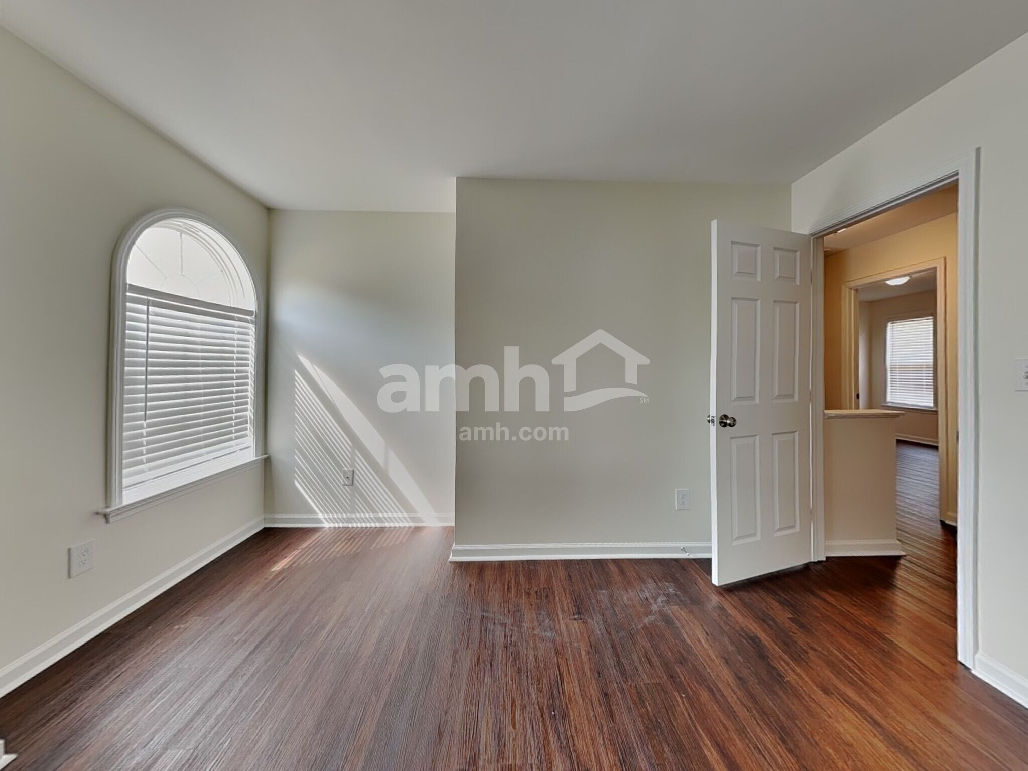 Building Photo - 369 Collinsworth Dr