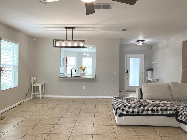 Building Photo - 8948 Mondial Ct