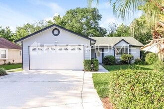 Building Photo - 3739 Mandarin Woods Dr N