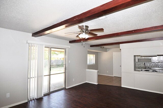 Building Photo - "COMING IN LATE JANUARY - Charming 3-2-2 home in the heart of Irving!"