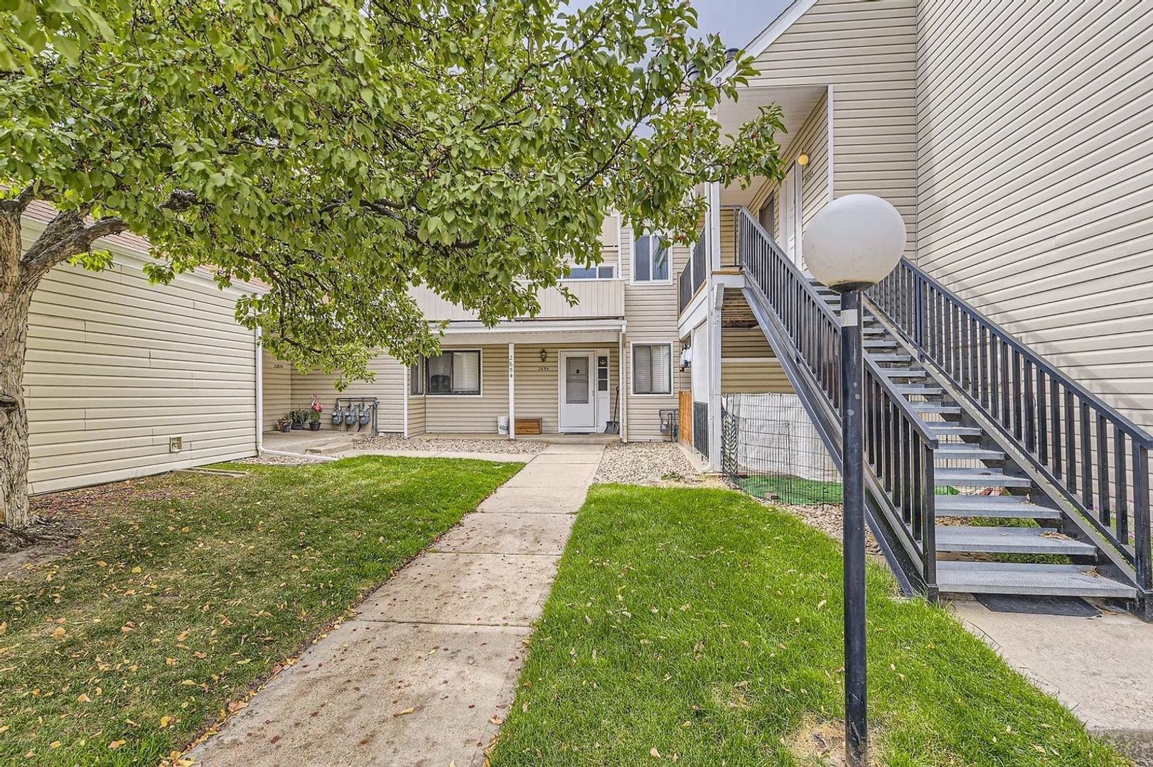 Building Photo - 2656 S Xanadu Way