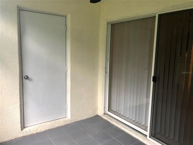 Building Photo - 2302 Lake Woodberry Cir