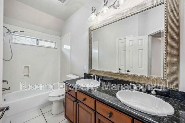 Building Photo - 23822 Wellington Ct Blvd