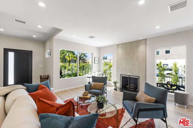 Building Photo - 8621 Olin St