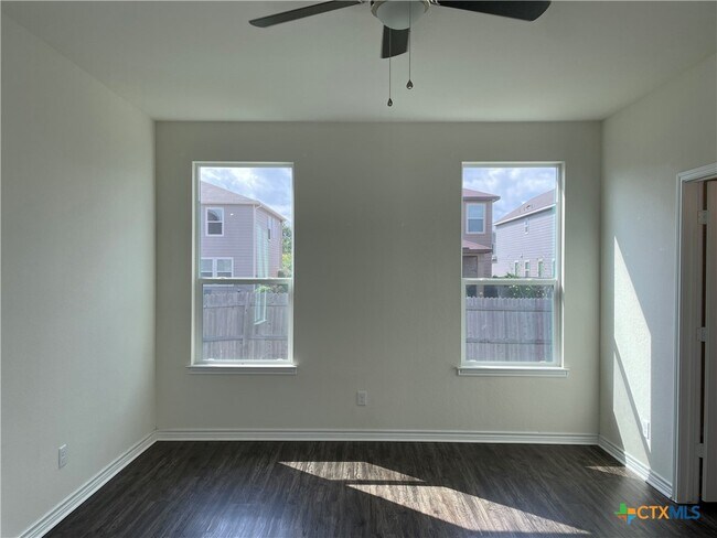 Building Photo - 2078 Wind Chime Wy