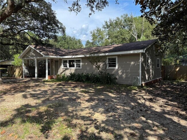 Primary Photo - 3701 Martha Ct