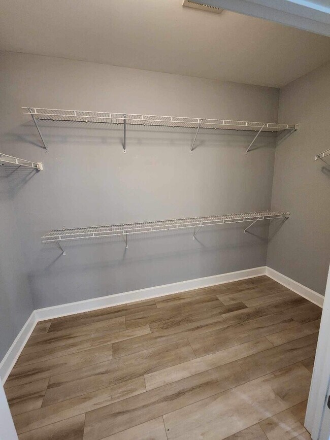 Building Photo - 3400 Picket Fence Ln