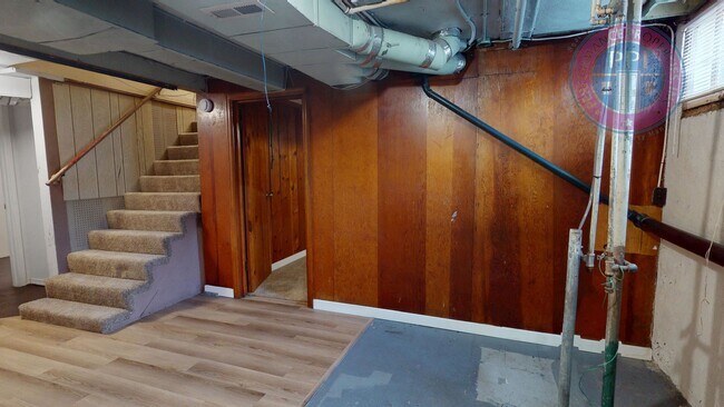 Building Photo - 4771 N Willamette Blvd