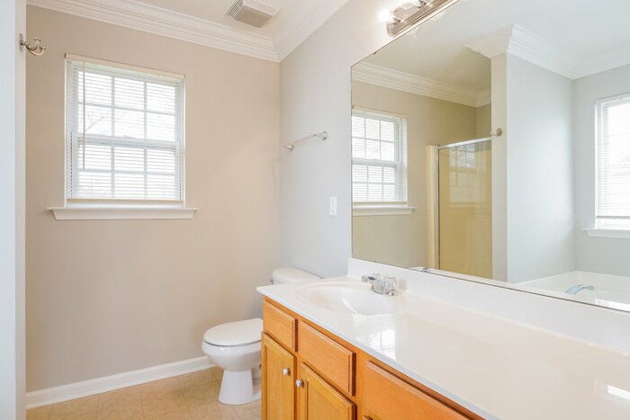 Building Photo - 103 Montauk Dr
