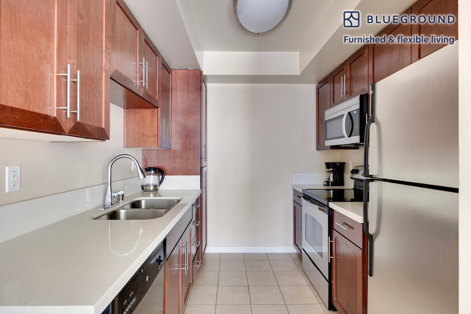 Building Photo - 28124 Peacock Ridge Dr