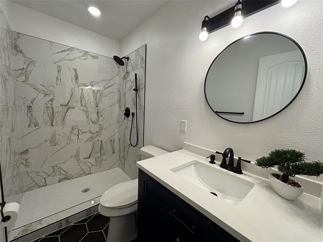 Building Photo - 5114 Stoneridge Dr