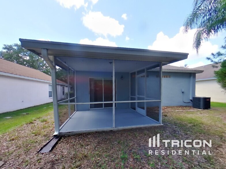 Building Photo - 5020 Anclote River St