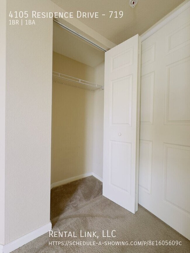 Building Photo - 4105 Residence Drive