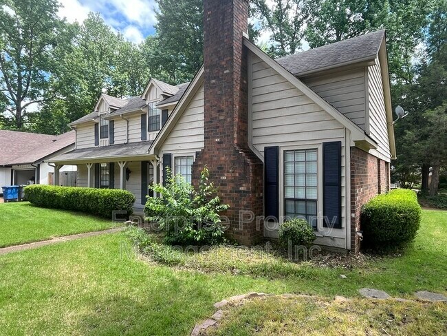 Building Photo - 9161 Gainsborough Dr
