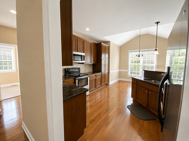 Building Photo - 804 Bobby Jones Dr