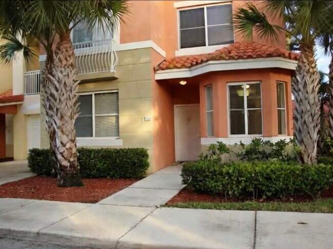 Building Photo - 11015 Legacy Ln