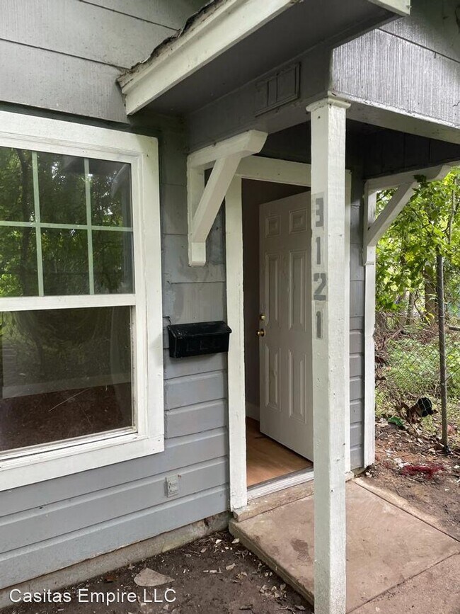Primary Photo - 2 br, 1 bath House - 3121 Rosalie St.