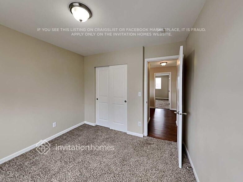 Building Photo - 19106 19th Ave Ct E