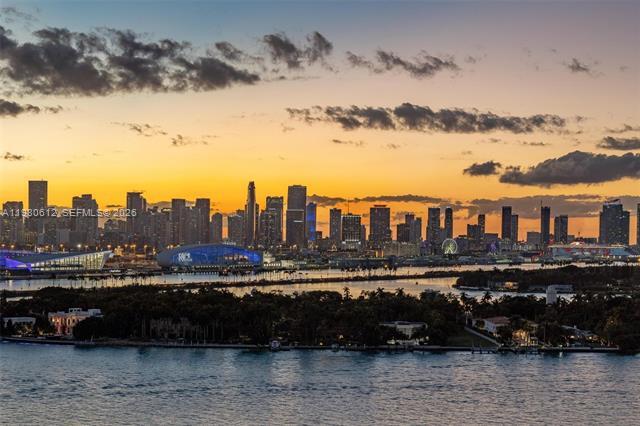 Building Photo - 650 West Ave