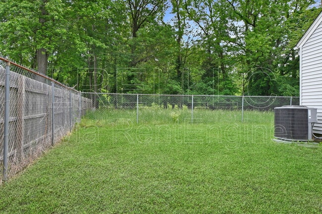 Building Photo - 5413 Distler Ln