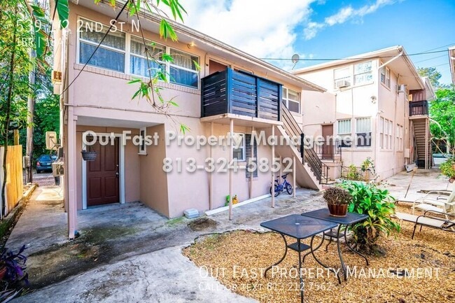 Building Photo - 539 1/2 2nd St N-