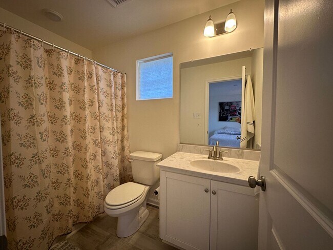 Building Photo - Call Amanda Tate at (757)289-6810 for more information