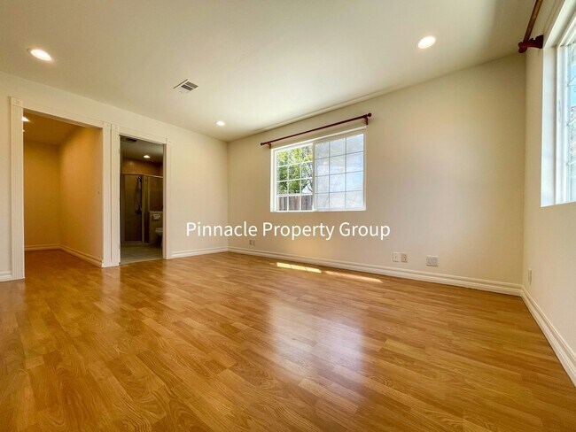 Building Photo - 1449 San Tomas Aquino Rd
