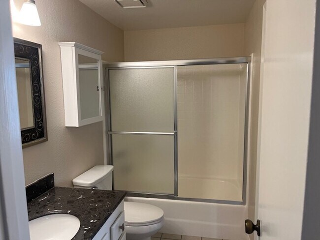 Building Photo - 4 bedroom Home in the heart of Temecula