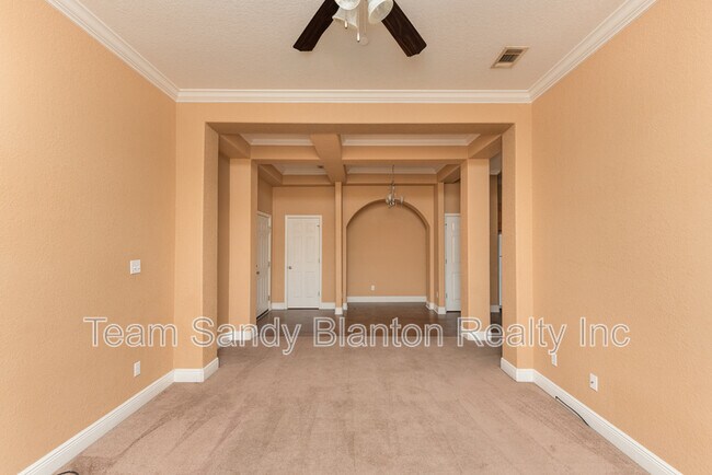 Building Photo - 7071 Lake Joanne Dr